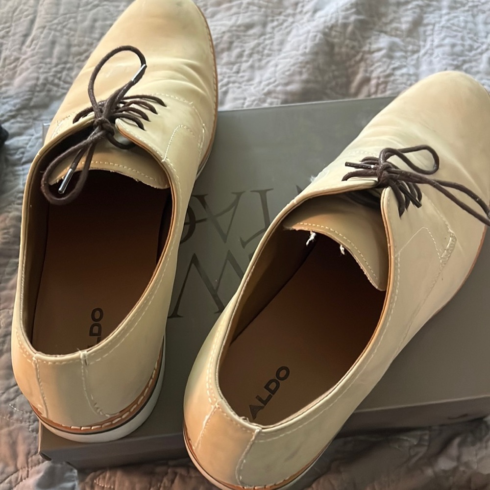Mens also tie up loafers Aldo size 12